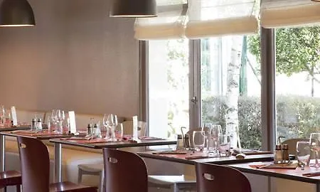Hotel Campanile Clermont-ferrand ~ Riom