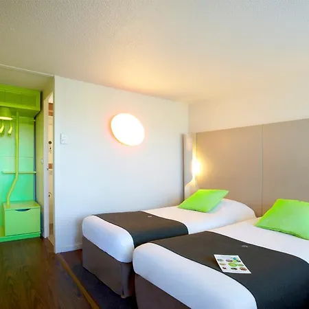 Hotel Campanile Clermont-ferrand ~