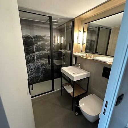 Hotel Campanile Clermont-ferrand ~ Riom