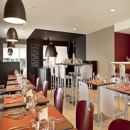Campanile Clermont-ferrand ~ Hotel 3*